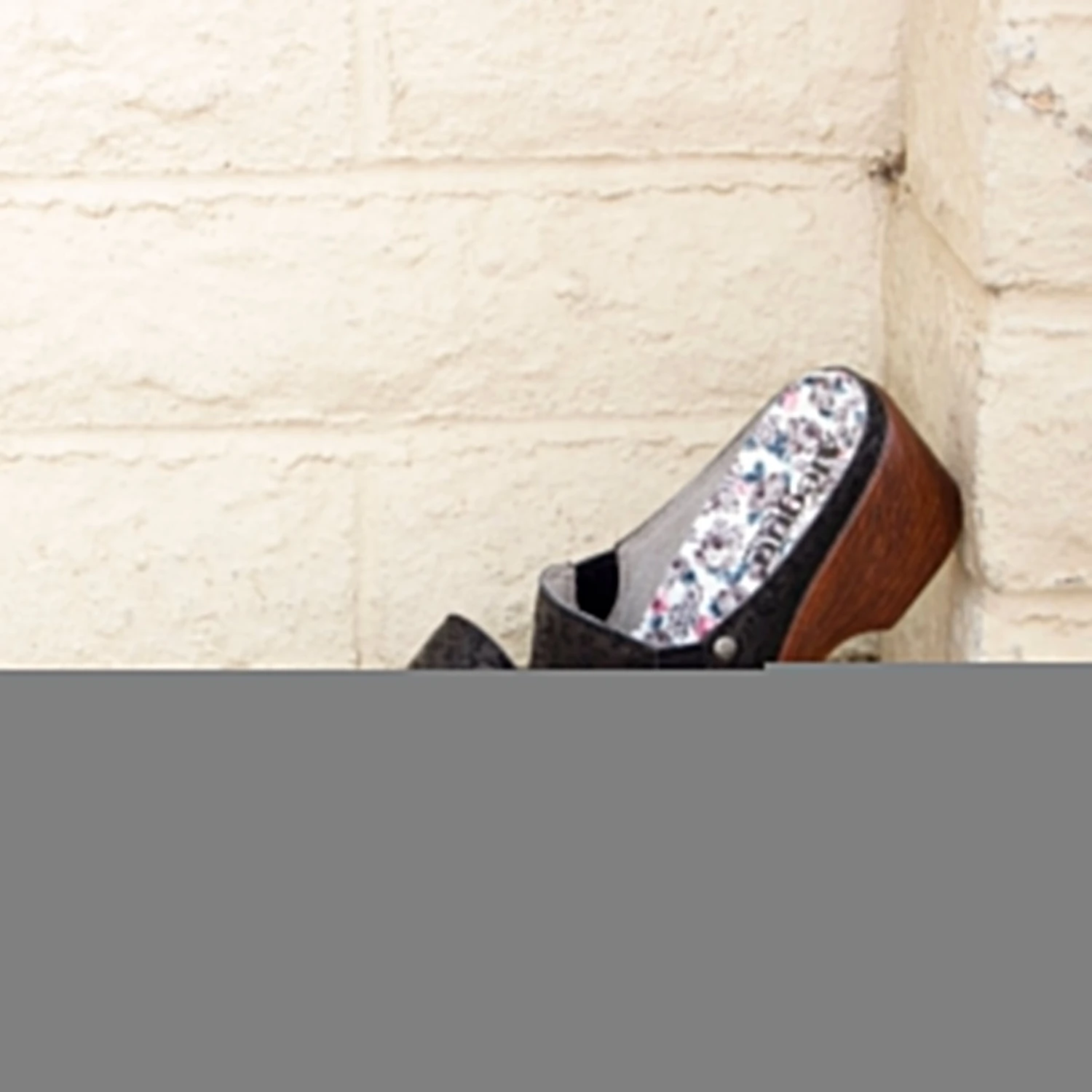 Sereniti Ivalace Shoe 2 Sereniti Ivalace Shoe - Image 2