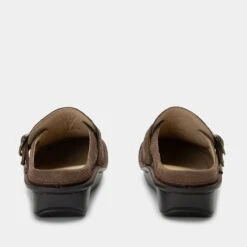Shoes Brigid La Dee Dottie Brown Clog -ALEGRIA SHOES SALE BRI 8117 S3 ee48b5fd abe1 48a7 9dff 7f6a0cfc1de6
