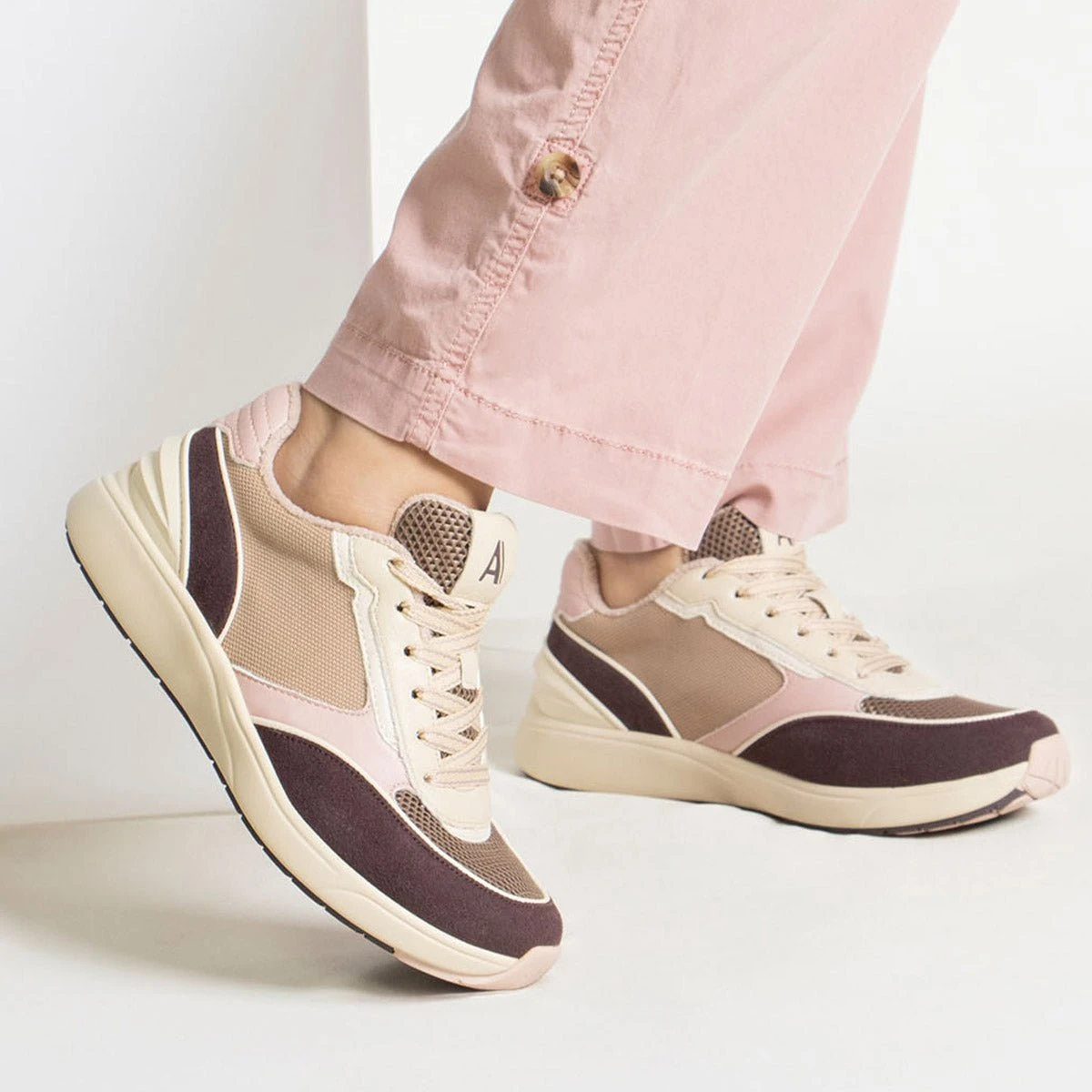 Embyr Chery Lacquer Shoe 2 Embyr Chery Lacquer Shoe - Image 2