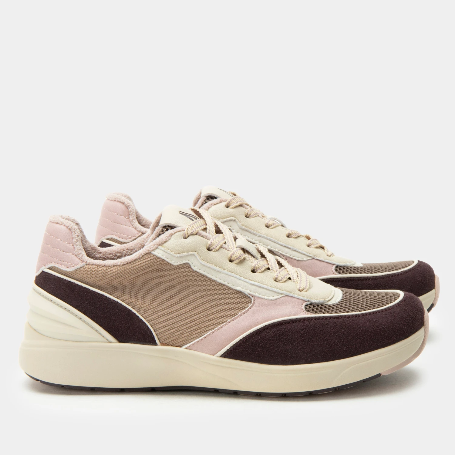 Embyr Chery Lacquer Shoe 3 Embyr Chery Lacquer Shoe - Image 3