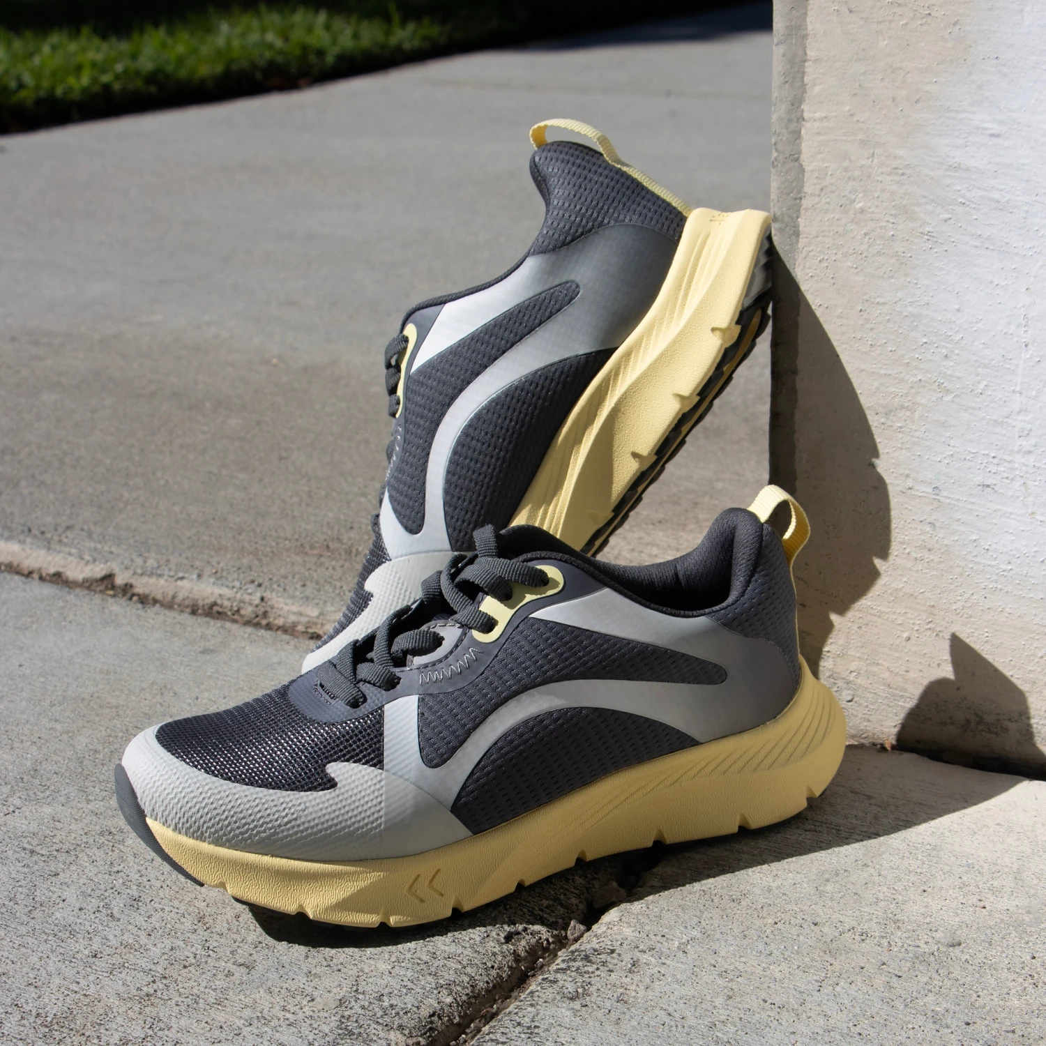 Exhault Halo Yellow Shoe 2 Exhault Halo Yellow Shoe - Image 2