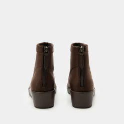Harmoni Chocolate Boot 10 Harmoni Chocolate Boot -ALEGRIA SHOES SALE HRM 6340 S3 e90795d3 0e22 424c ba68 74f5b0f4618d