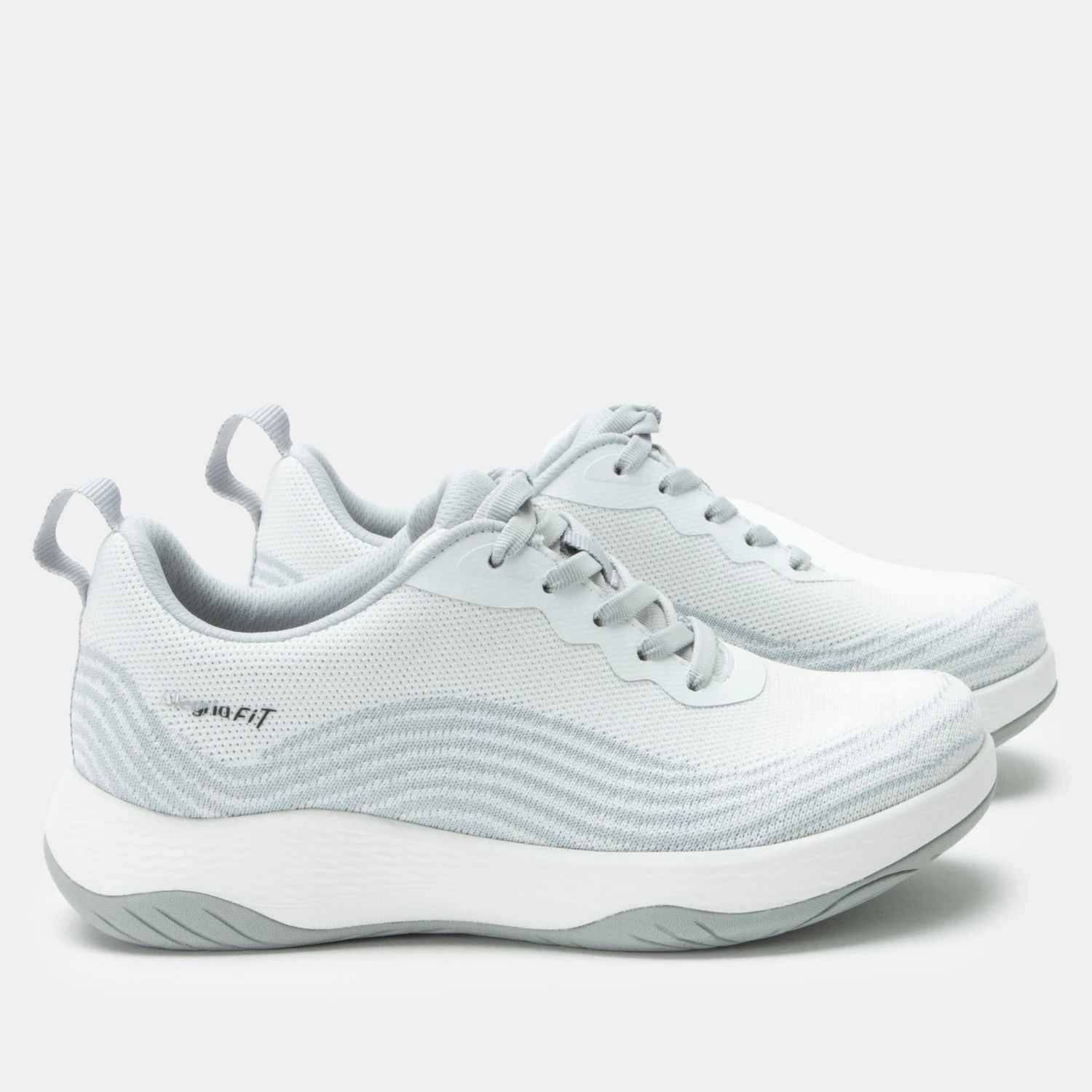 In8 White Shoe 3 In8 White Shoe - Image 3