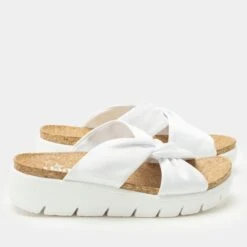 Rylie White Sandal -ALEGRIA SHOES SALE RYE 6439 S2 8b68822a cb6f 4c3a 8eb2 c1e5530d299b