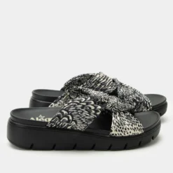 Rylie Birds Of A Feather Sandal -ALEGRIA SHOES SALE RYE 6440 S2 4ed4bae1 1ce6 4475 95c7 4625495f39c7